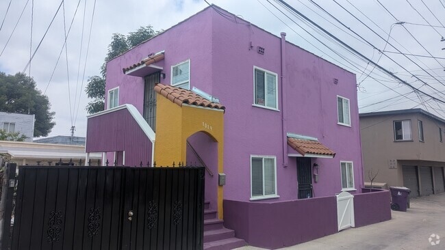 Building Photo - 1019 N Virginia Ct
