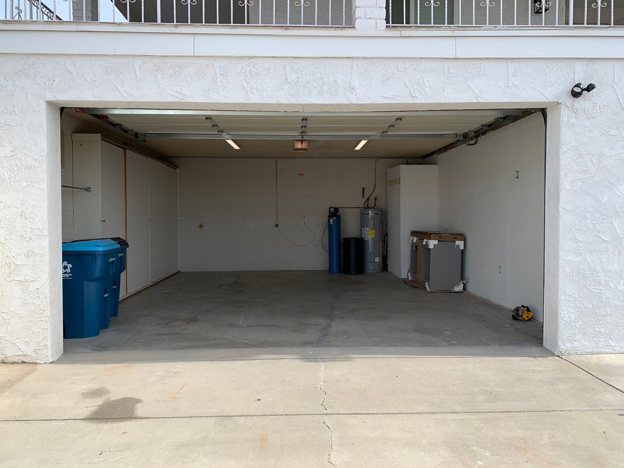 Building Photo - 3576 Stanford Dr