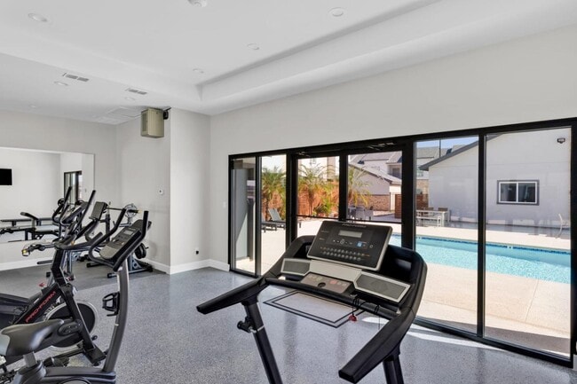 Building Photo - 651 FM511