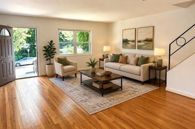 Building Photo - 6212 Carters Ln