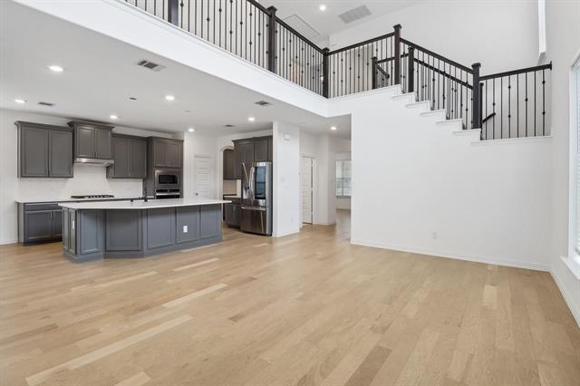 Building Photo - 1200 Milfoil Dr