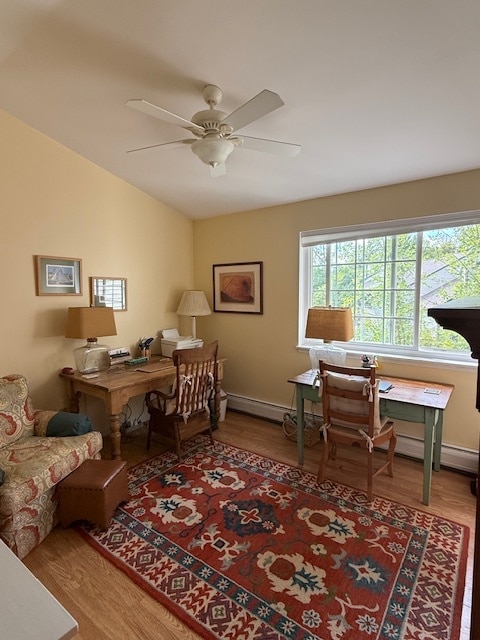 Den/Office - 21 Lake Forest Dr
