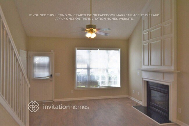 Building Photo - 1609 Heyford Cir NW