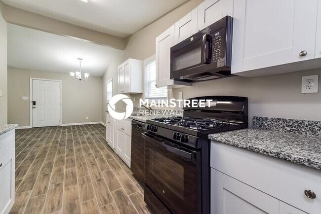 Building Photo - 3 Bedroom Pet-Friendly Home in decatur, GA...