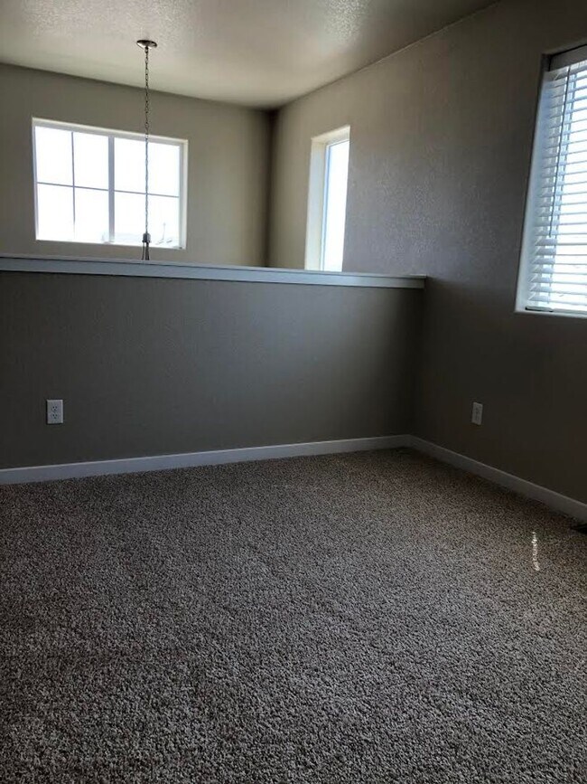Building Photo - 6996 Tullamore Dr
