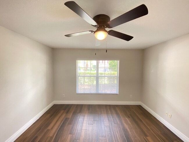 Building Photo - 15353 Perdido Dr