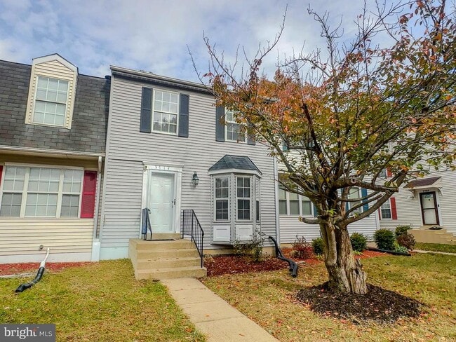 Building Photo - 3714 Silver Park Ct