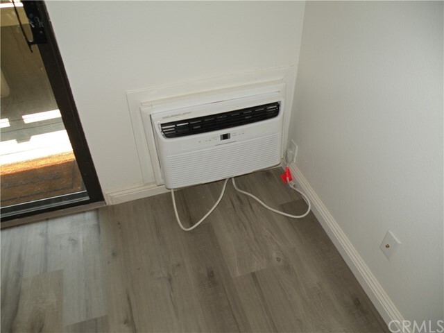 Building Photo - 40 Streamwood