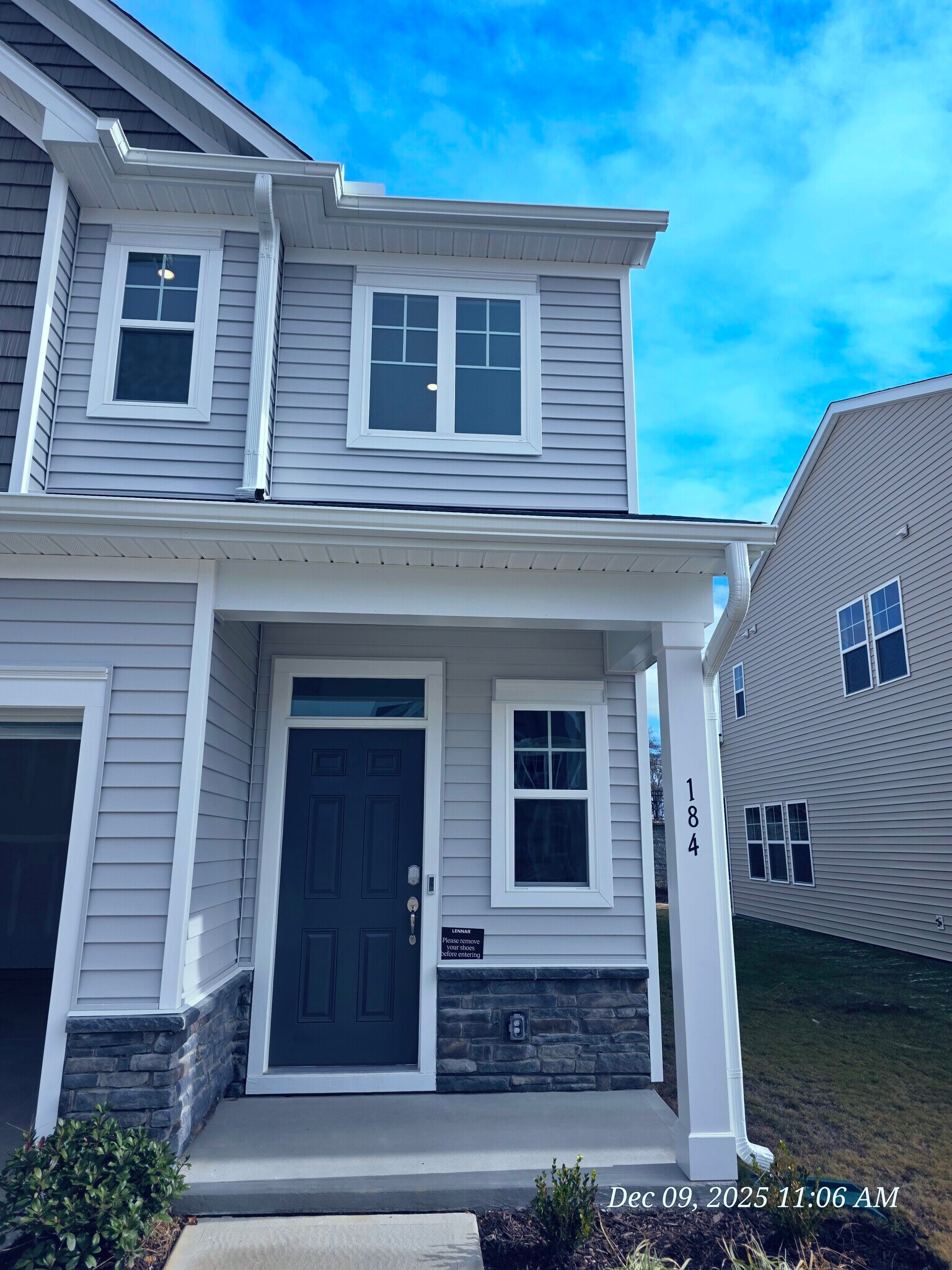 Building Photo - 184 N Finley Landing Pky