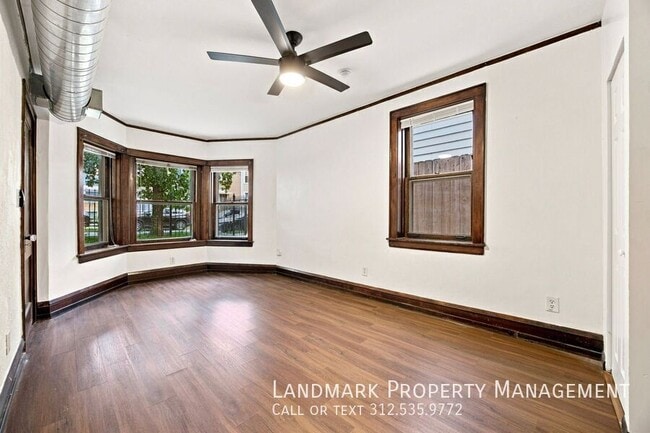 Building Photo - 2962 N Allen Ave