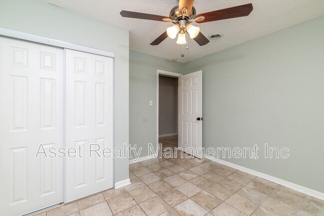 Building Photo - 928 Chip Cove Ln