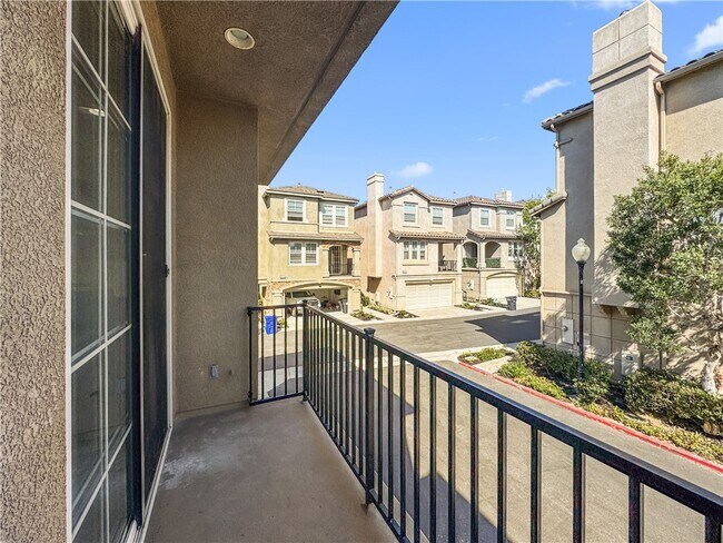 Building Photo - 20546 Earl St