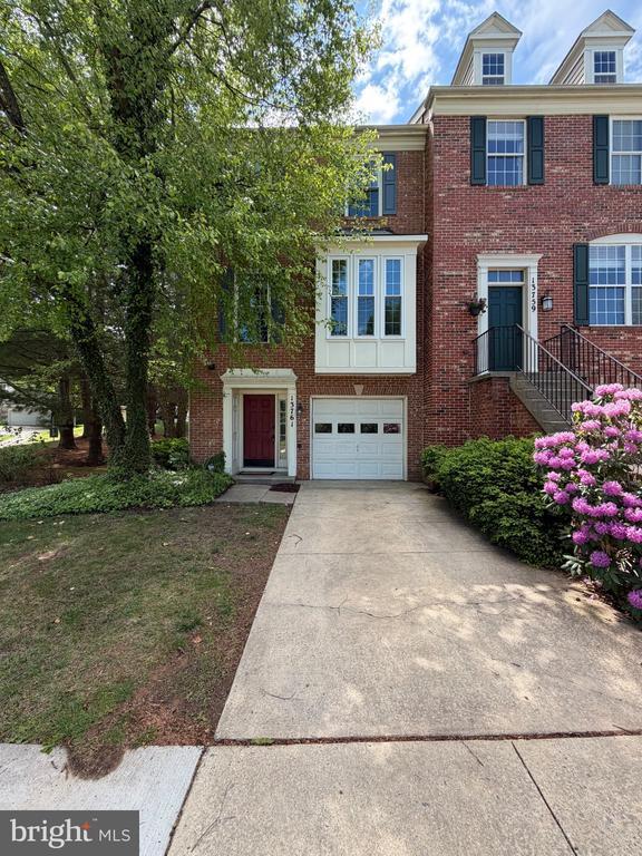 Building Photo - 13761 Dunbar Terrace