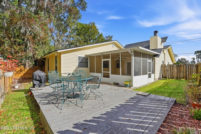 Building Photo - 760 Plainfield Ave