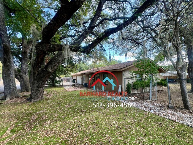 Building Photo - 110 Whitetail Dr