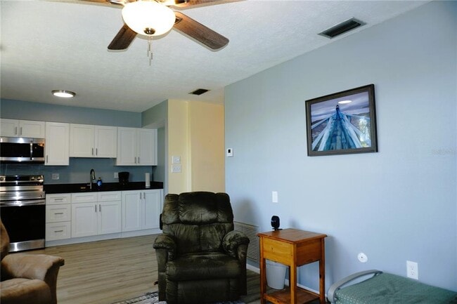 Building Photo - 4338 Tahitian Gardens Cir