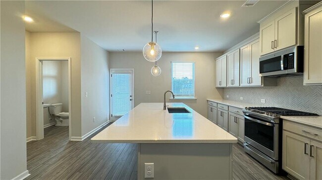 Building Photo - 54 Peeples Dr