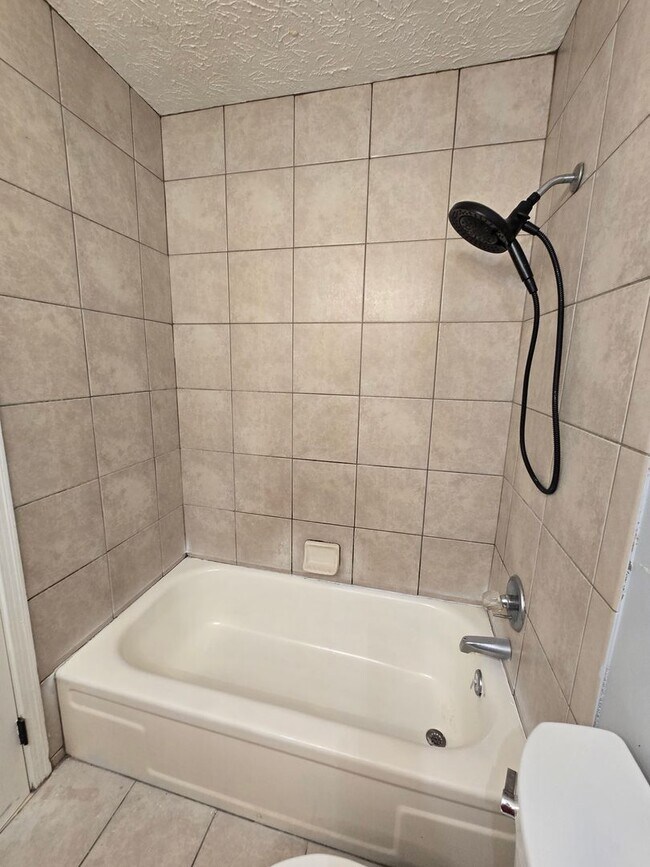 Building Photo - Charming & Fully Updated 4-BR Home in Montgomery – Section 8 Approved!