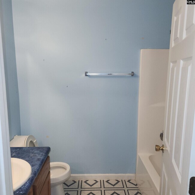 Building Photo - 19 Barnley Ct