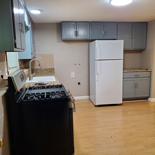 Building Photo - 87 Cheryl Ln