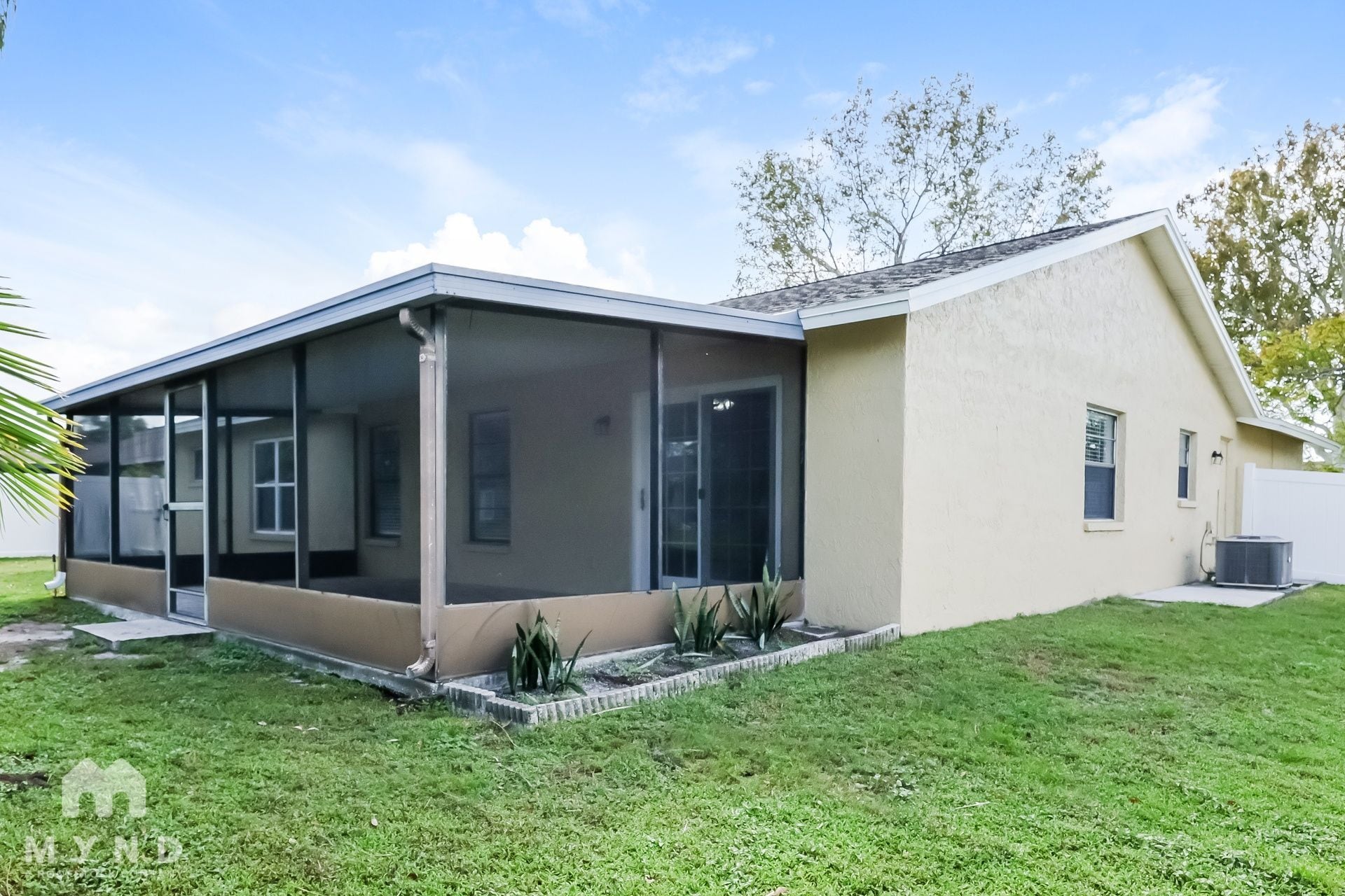 Building Photo - 6529 Seafairer Dr