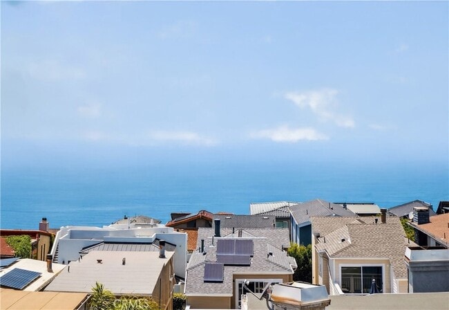 Building Photo - 855 Santa Ana St