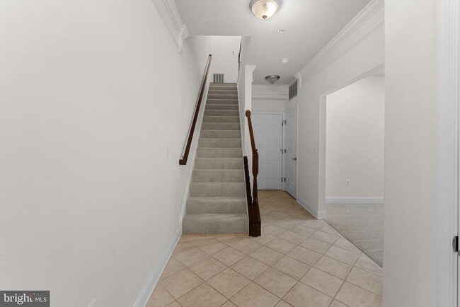 Building Photo - 5974 Logans Way