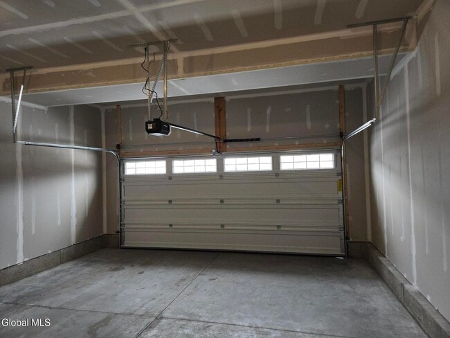 Building Photo - 54 Priddle Ln