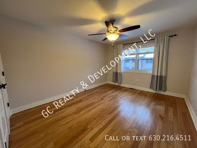 Building Photo - 925 Indian Boundary Dr