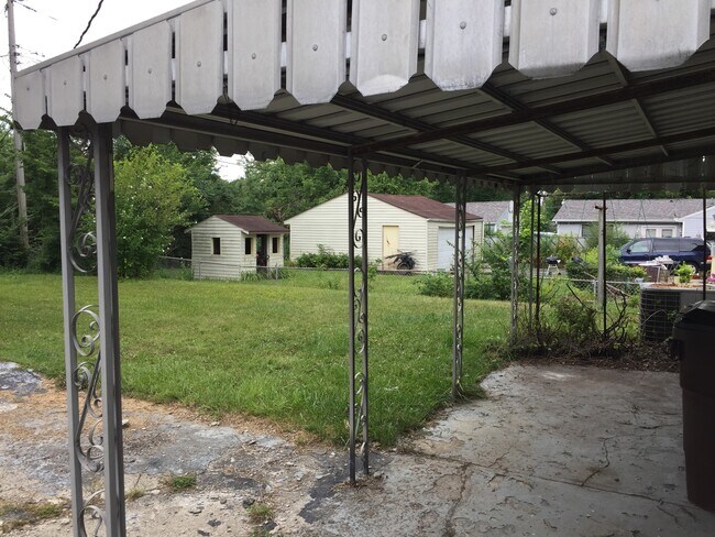Building Photo - 3 Bedroom Ranch In Meadowdale
