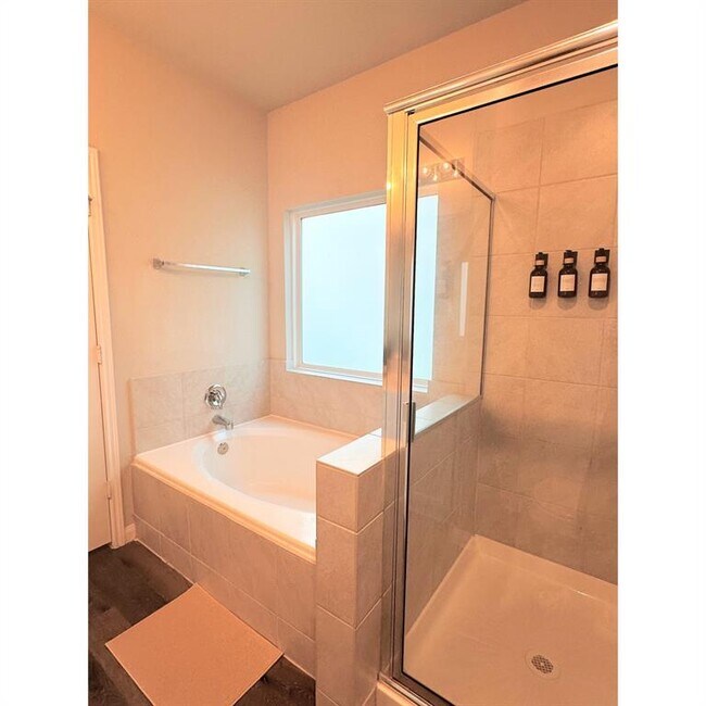 Building Photo - 23607 Lady Capulet Dr