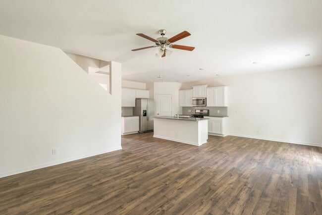 Building Photo - 364 Hayley Marie Ln