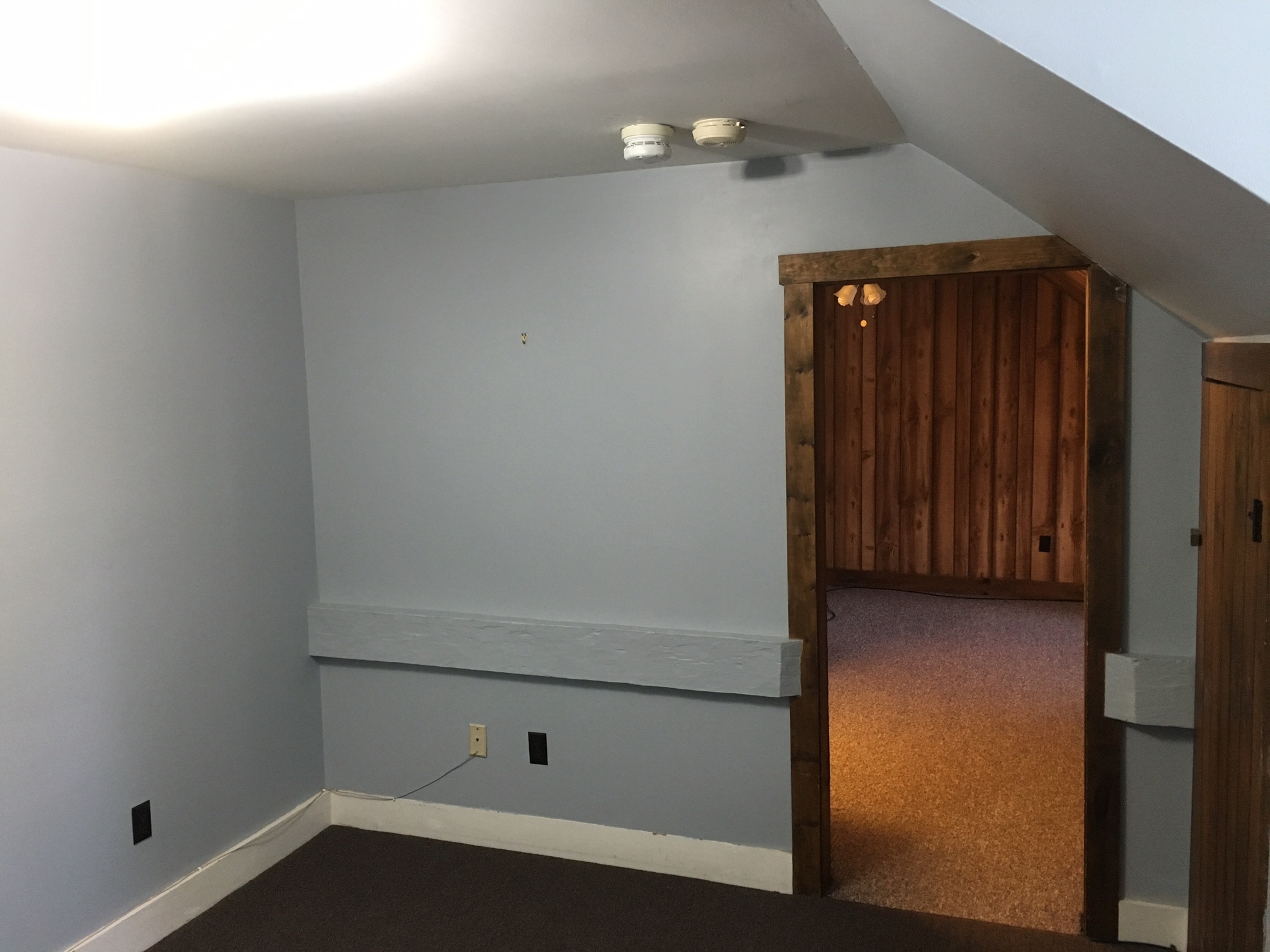Building Photo - 6089 Memorial Dr