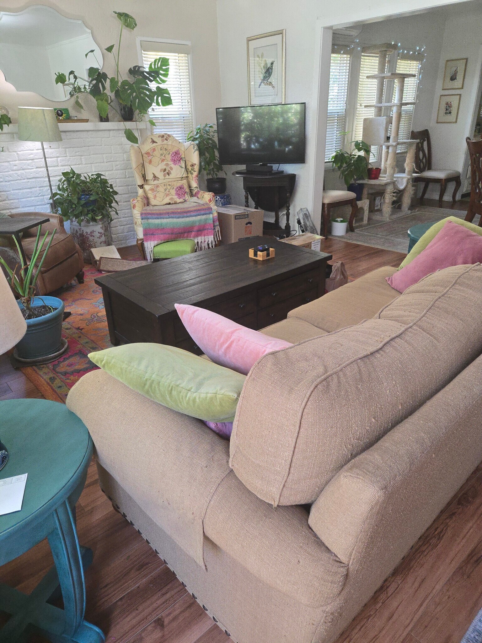 Living Room - 430 S Oakhurst Dr