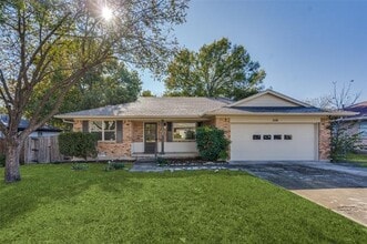 Building Photo - 308 Allenwood Dr