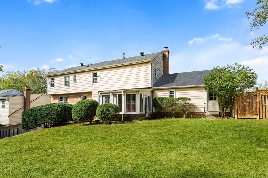 Great space in rear fenced yard to play/entertain! - 9 Snug Hill Ct