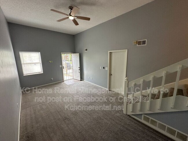 Building Photo - 9000 E 85th Pl