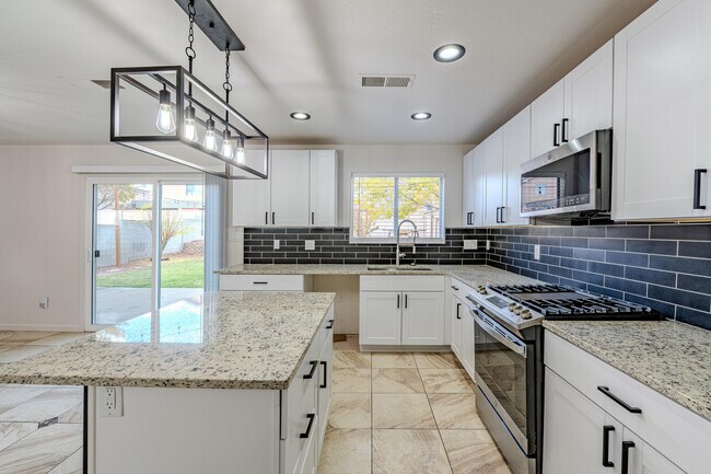 Building Photo - 9605 Weems Ave SW