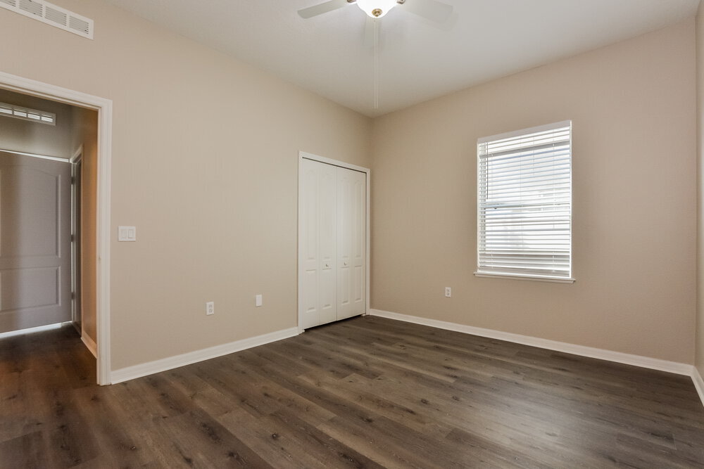 Building Photo - 5471 Silver Thistle Ln