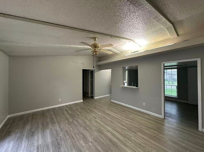 Building Photo - Great location!! Dont miss this 3 Bed house with a good rent