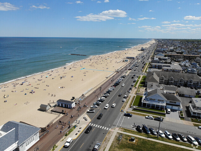 Building Photo - 104 5th Ave Belmar