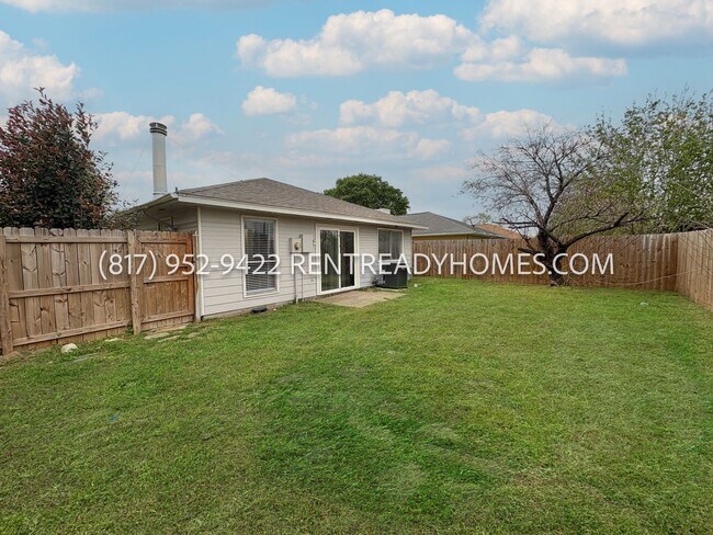 Building Photo - 18102 Twin Creek Dr