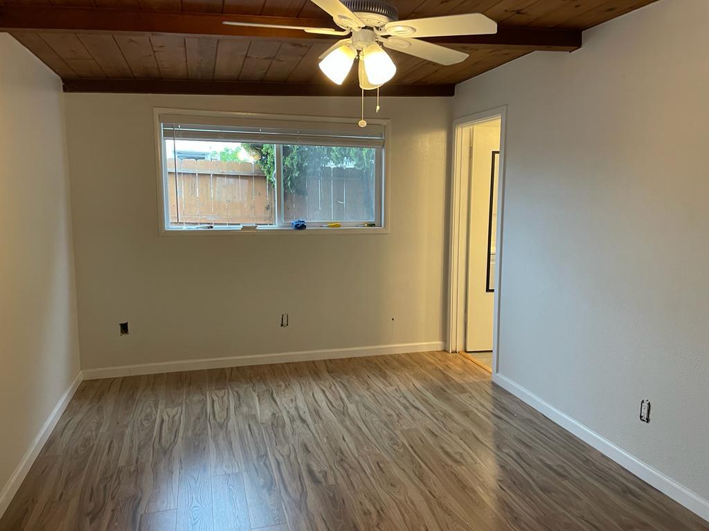Bedroom (Looking North) - 9211 Fermi Ave