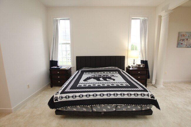 Building Photo - Spacious and modern single family home, lo...
