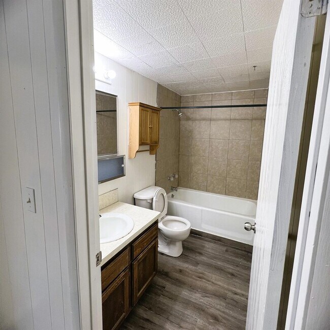 Building Photo - 2546 W 7200 N