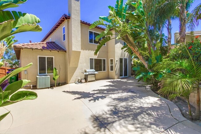 Building Photo - Beautiful 5 bedroom home in highly desired Carlsbad neighborhood