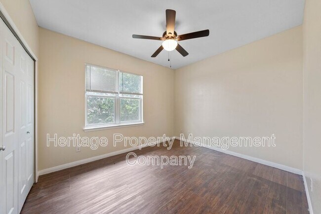 Building Photo - 518 Dukeway Dr