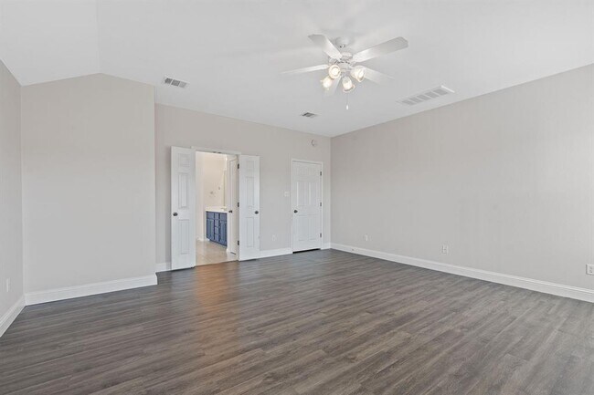 Building Photo - 2338 Brookhollow Terrace