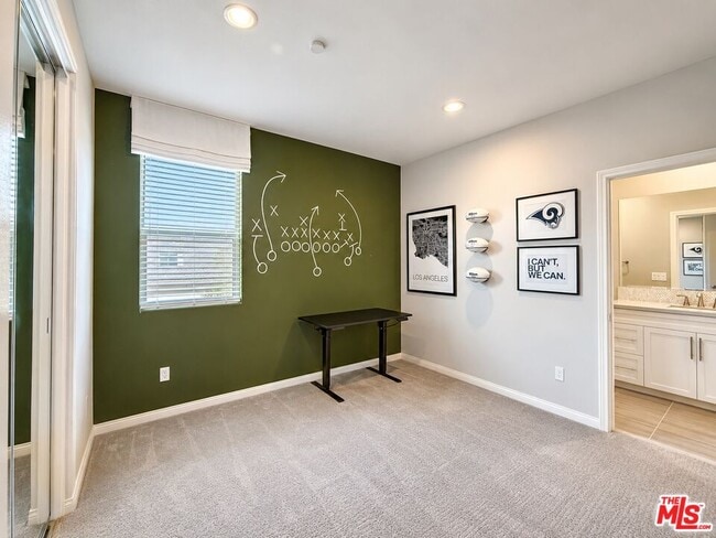 Building Photo - 751 Daniel Freeman Cir