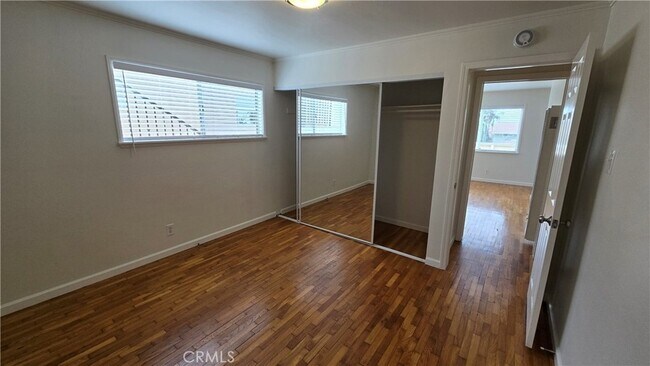 Building Photo - 814 N Lucia Ave